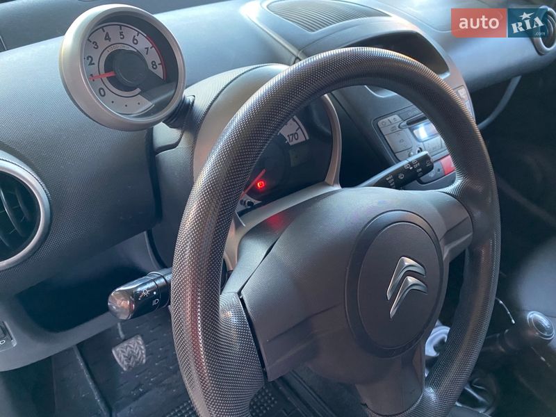 Хэтчбек Citroen C1 2012 в Харькове