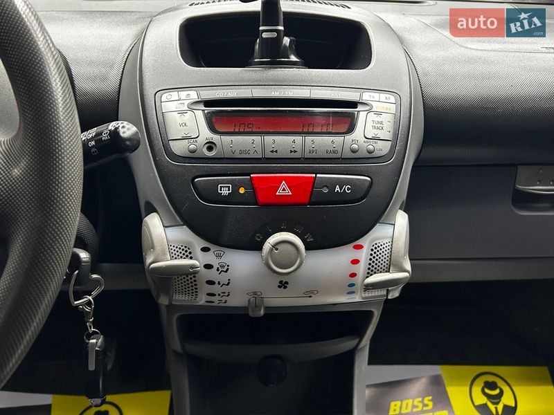 Хетчбек Citroen C1 2011 в Чернівцях фото 14 Хетчбек Citroen C1 2011 в Чернівцях