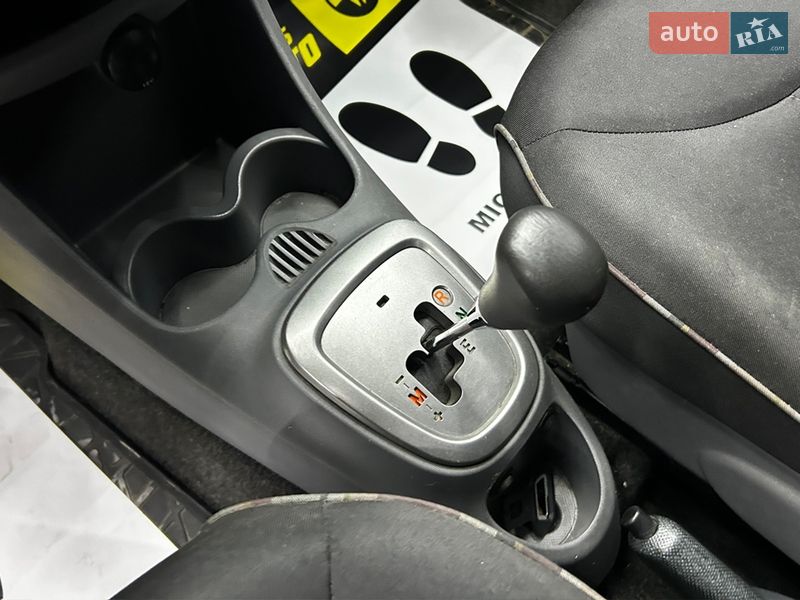 Хетчбек Citroen C1 2011 в Чернівцях фото 15 Хетчбек Citroen C1 2011 в Чернівцях