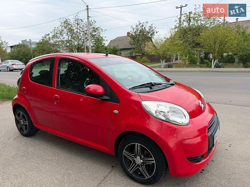 Хэтчбек Citroen C1 2010 в Измаиле