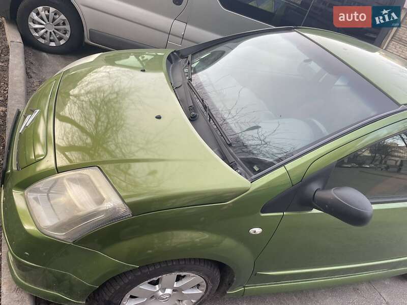 Хэтчбек Citroen C2 2005 в Киеве