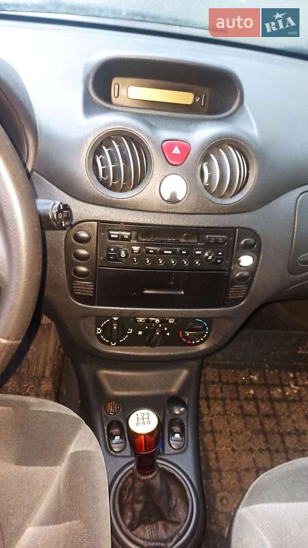Хэтчбек Citroen C2 2003 в Ровно