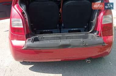 Хэтчбек Citroen C2 2006 в 