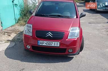 Хэтчбек Citroen C2 2006 в 