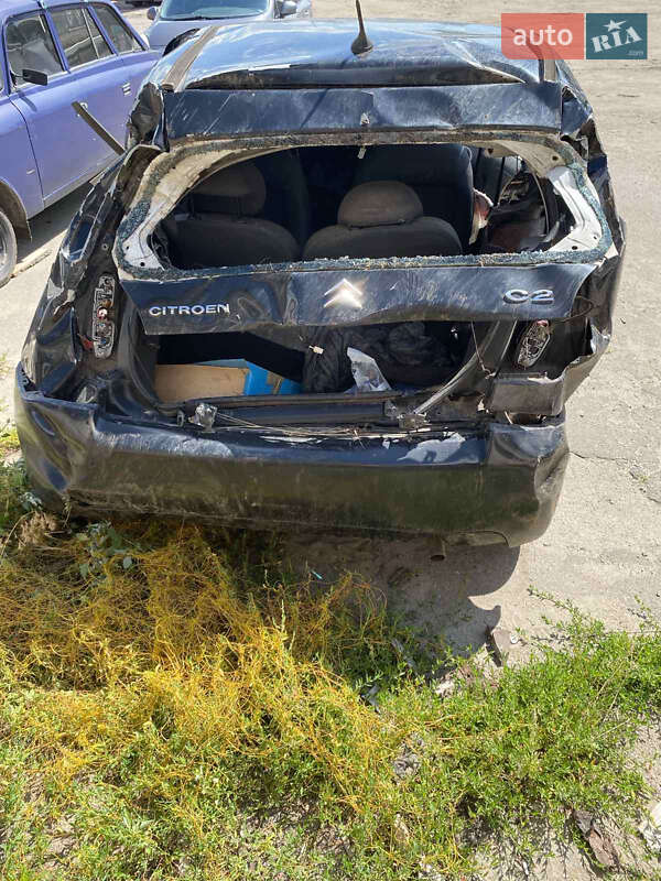 Хэтчбек Citroen C2 2007 в 