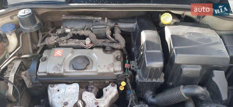 Купе Citroen C2 2003 в Полтаве фото 13 Купе Citroen C2 2003 в Полтаве