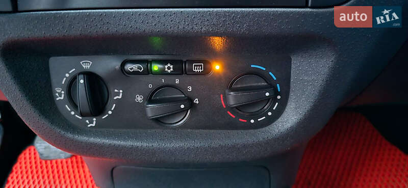 Хэтчбек Citroen C2 2008 в Виннице