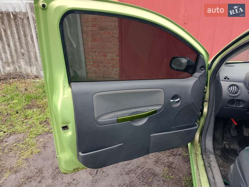 Хэтчбек Citroen C2 2005 в Лозовой