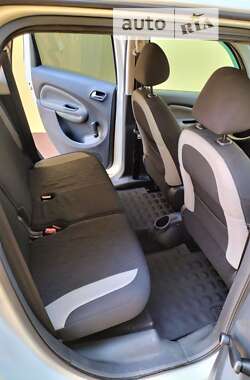 Мінівен Citroen C3 Picasso 2013 в 