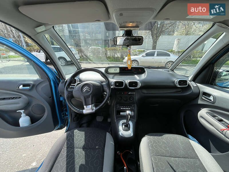Мінівен Citroen C3 Picasso 2012 в Чернівцях