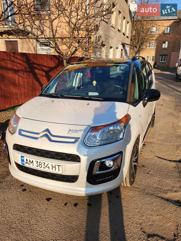 Минивэн Citroen C3 Picasso 2015 в 