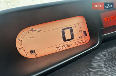 Минивэн Citroen C3 Picasso 2011 в 