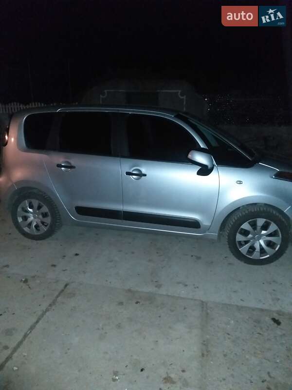 Минивэн Citroen C3 Picasso 2010 в 