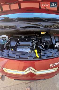 Минивэн Citroen C3 Picasso 2013 в 