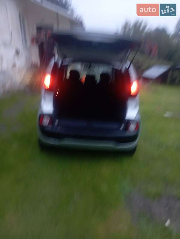 Хетчбек Citroen C3 Picasso 2012 в Львові фото 3 Хетчбек Citroen C3 Picasso 2012 в Львові