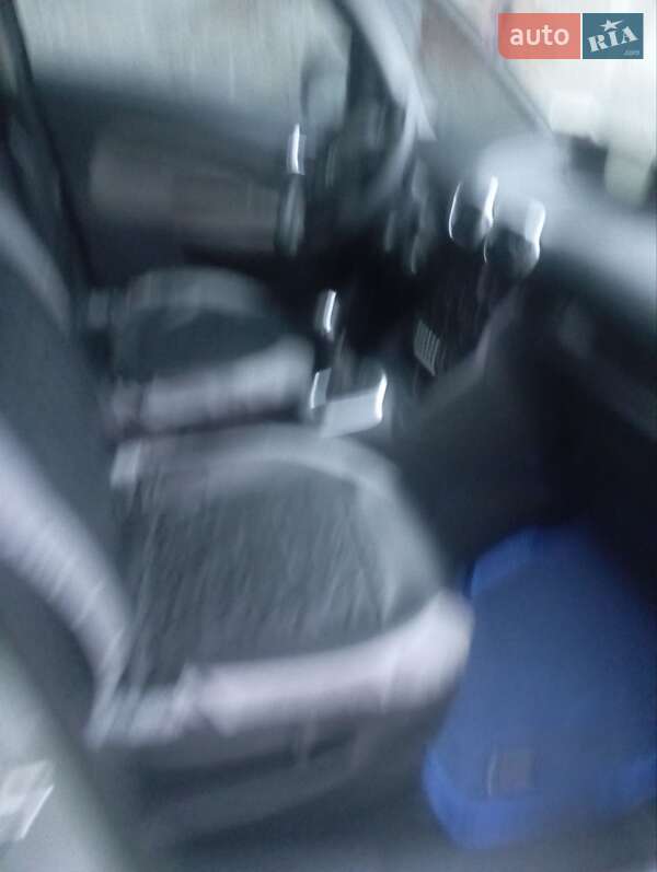 Хетчбек Citroen C3 Picasso 2012 в Львові фото 13 Хетчбек Citroen C3 Picasso 2012 в Львові