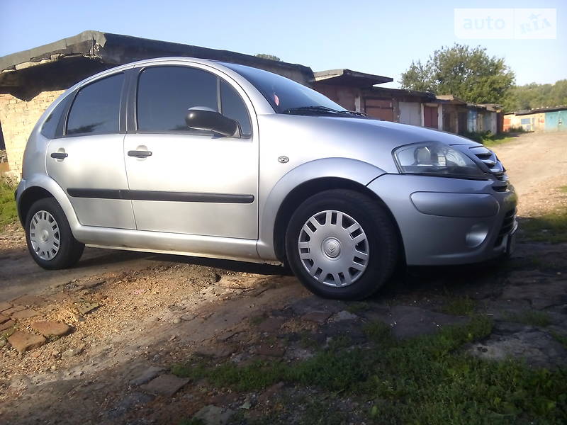 Хэтчбек Citroen C3 2007 в Нововолынске