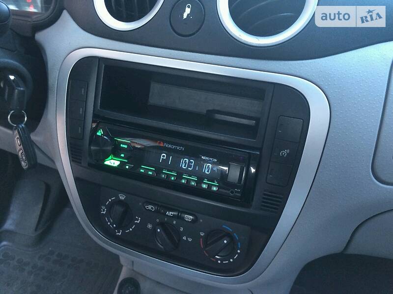 Хэтчбек Citroen C3 2007 в Киеве