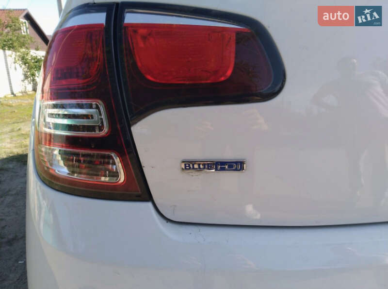 Хэтчбек Citroen C3 2015 в Днепре