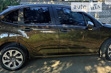 Хэтчбек Citroen C3 2014 в 