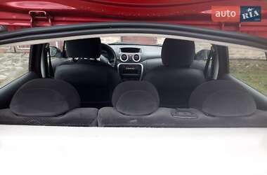 Хэтчбек Citroen C3 2008 в 