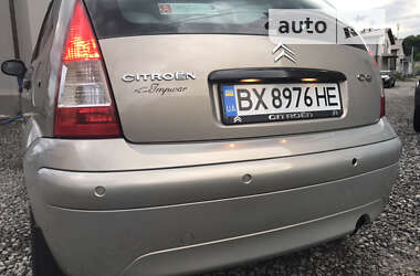Хэтчбек Citroen C3 2006 в 