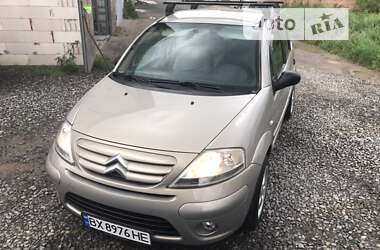 Хэтчбек Citroen C3 2006 в 