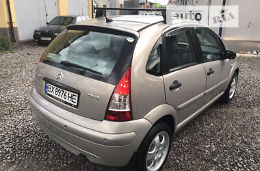 Хэтчбек Citroen C3 2006 в 