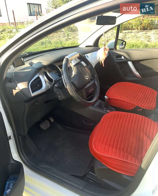 Хэтчбек Citroen C3 2011 в Киеве