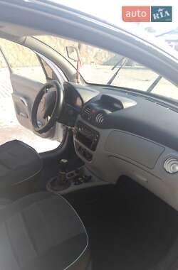 Хэтчбек Citroen C3 2003 в Черновцах