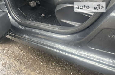 Хэтчбек Citroen C3 2013 в 