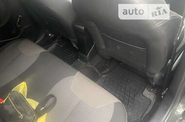 Хэтчбек Citroen C3 2013 в 