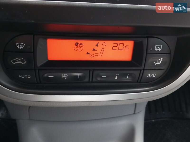 Хетчбек Citroen C3 2006 в Львові фото 7 Хетчбек Citroen C3 2006 в Львові