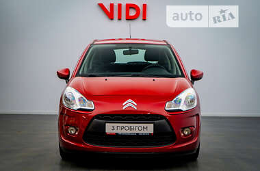 Хэтчбек Citroen C3 2010 в 