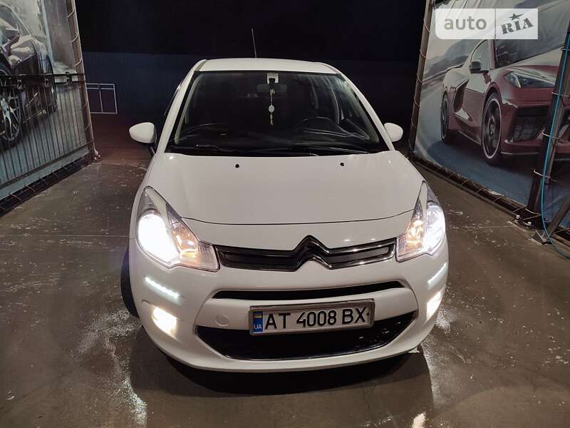 Хетчбек Citroen C3 2012 в Бурштині