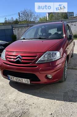 Хэтчбек Citroen C3 2008 в 