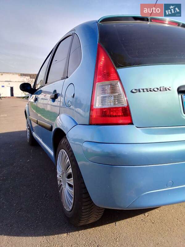 Хэтчбек Citroen C3 2003 в Дубно