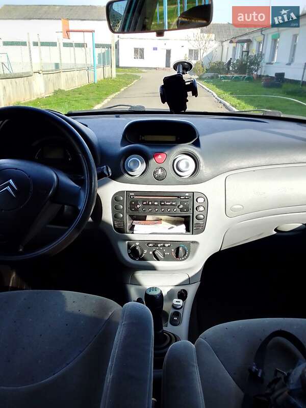 Хэтчбек Citroen C3 2003 в Дубно