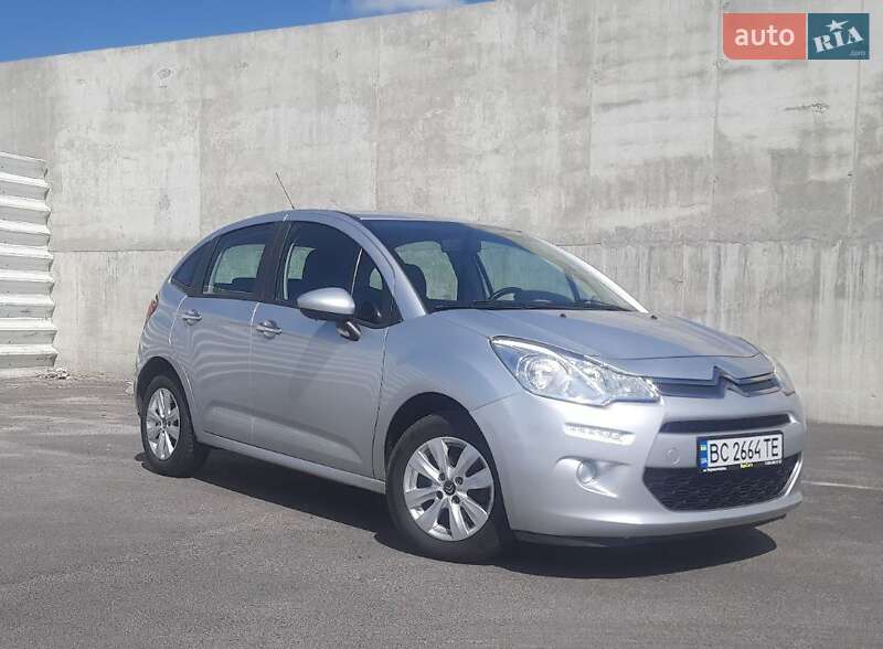Хэтчбек Citroen C3 2015 в 