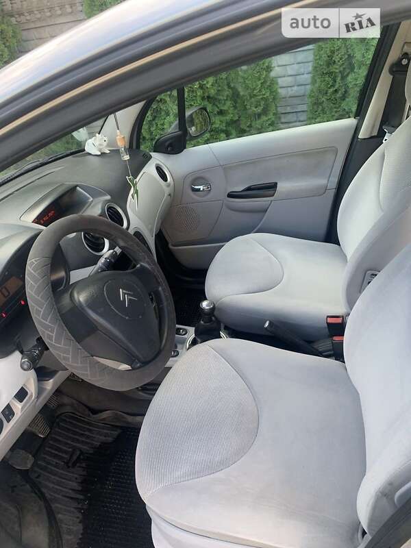 Хэтчбек Citroen C3 2007 в Золочеве