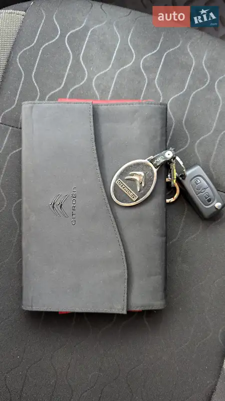 Хэтчбек Citroen C3 2013 в Каменском документ