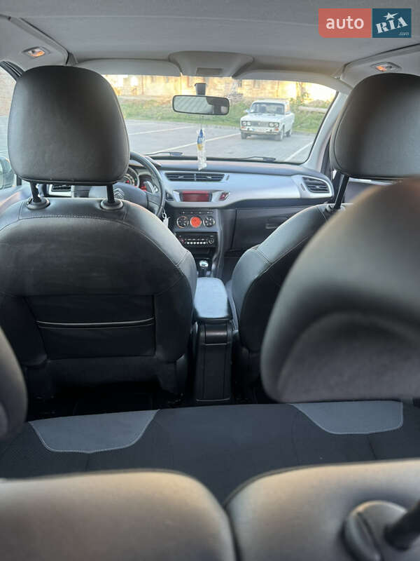 Хэтчбек Citroen C3 2012 в Бережанах
