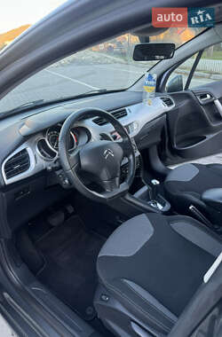 Хэтчбек Citroen C3 2012 в 