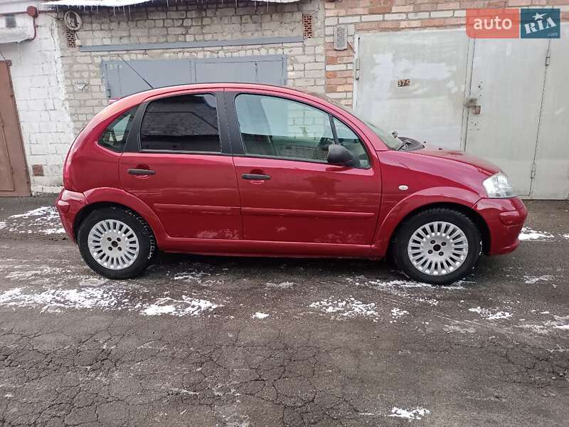 Хэтчбек Citroen C3 2004 в Киеве