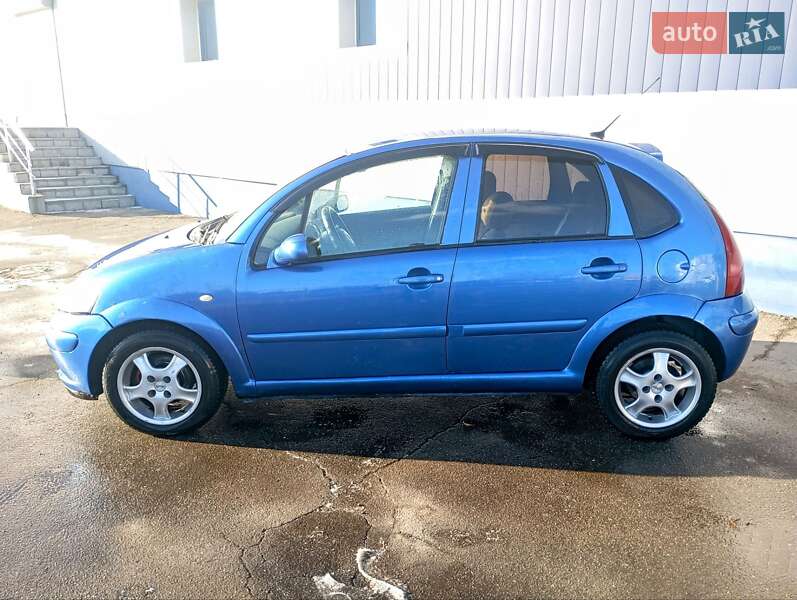 Хэтчбек Citroen C3 2004 в Чернигове