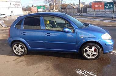 Хэтчбек Citroen C3 2004 в 