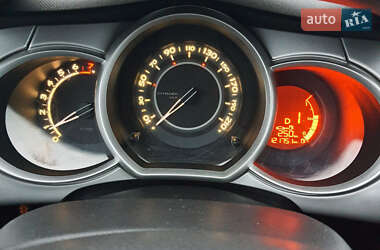 Хэтчбек Citroen C3 2010 в 