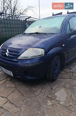 Хэтчбек Citroen C3 2005 в 