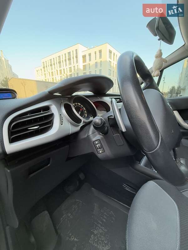 Хэтчбек Citroen C3 2012 в Ужгороде