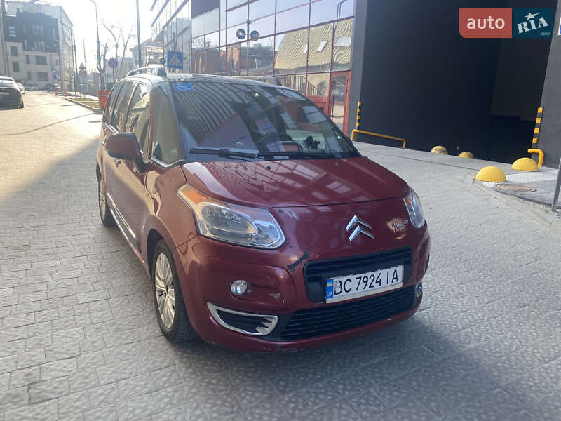 Хэтчбек Citroen C3 2010 в Львове